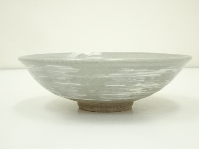 道具 ] - 道具 榮三助造 刷毛目平茶碗（共箱） | ネットショップ圭